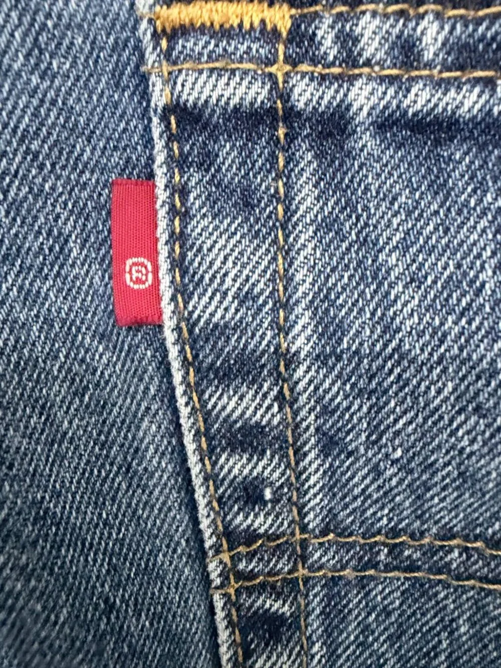 Levi’s 505 Regular Fit Jeans Men’s W40 L30 Medium Wash Straight Leg 100% Cotton